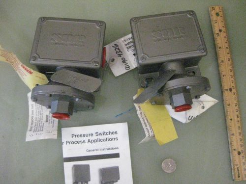 2 pieces SOR Control Devices 12NN-KK4-M2-C2A-YYTT Pressure Switch 400 psi  New