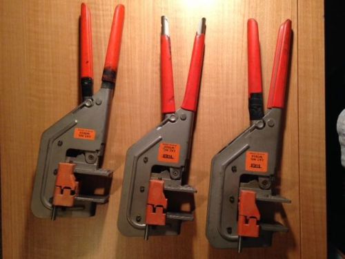 Thomas &amp; Betts WT820 Cable Cutters Crimpers Crimping Tool used T&amp;B