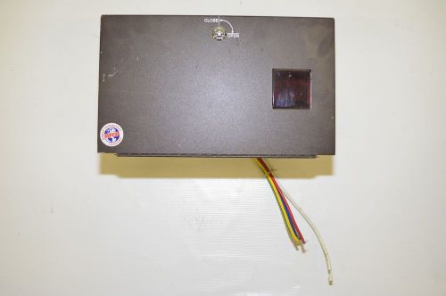 Wfco wf-8725 5.5 amps 25a power converter with panel  (c3) for sale