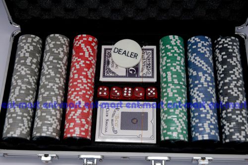 Ultimate Poker Set with 2 Packs Cards &amp; 300 Chips &amp; 5 Dice with Aluminium Case