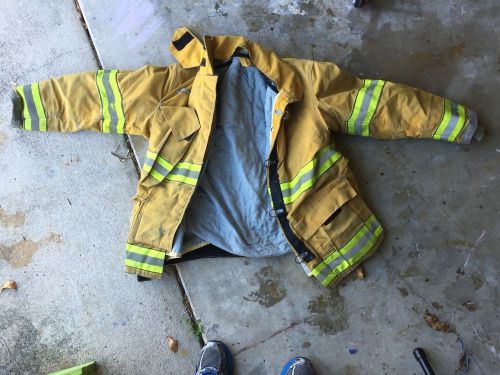 Globe bunker gear firefighter jacket 42x32 for sale