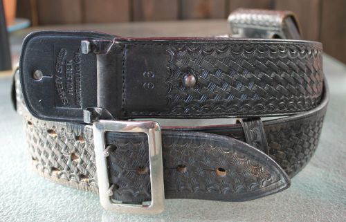 Vintage safety speed black basketweave police duty belt size 66 for sale