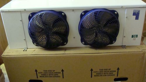 New Air Defrost 2 Fan Walk In Cooler Evaporator 11,000 Btu&#039;s R22 TXV EC motors