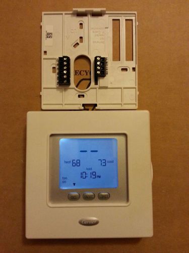 Carrier Commercial Thermostat  33cscpachp-01 used , works perfect . Free Ship