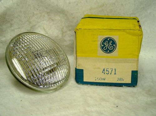 4571 General Electric Flood Light Bulb Headlight 150 Watts 28 Volts Made in USA