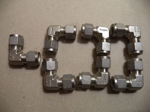 LOT OF 7 SWAGELOK 90 DEGREE 316 W24 3/8 INCH TUBING FITTINGS NEW