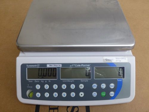 Cole Parmer Symmetry CS Counting  Scale  with power cord max 30kg, d=1g