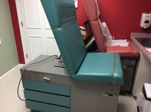 MIDMARK RITTER 104 MEDICAL,TATTOO MASSAGE,TABLE USED