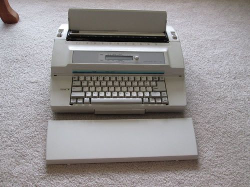 Electronic Graduate Typewriter