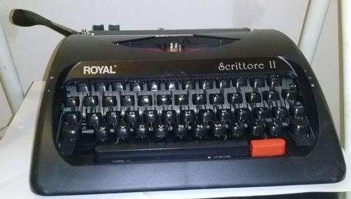 Royal scrittore ii portable typewriter with case for sale