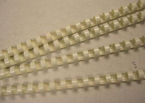 Binder binding combs plastic 100 white 3/8 inch 19 tab nos for sale