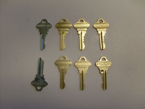 Schlage SecureKey set of 6 new keys with 2 blue change keys