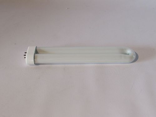 NEW FUL 18W 4 PIN COMPACT FLOURESCENT BUG LIGHT LAMP (R2-5-43)