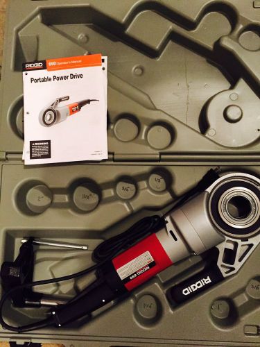 Ridgid 690 Pipe Threader Portable Power Drive Includes Case and Support Arm