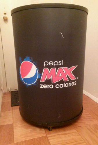 23in Pause Pepsi Barrel Cooler with Velcro cover of Pepsi Max and Aquafina.
