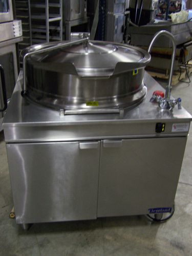 Cleveland auto tilting kettle model# kdm-40-t\direct steam for sale