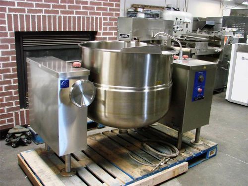 Cleveland mkdl-80t 80 gallon direct steam tilting kettle mixer with agitator for sale