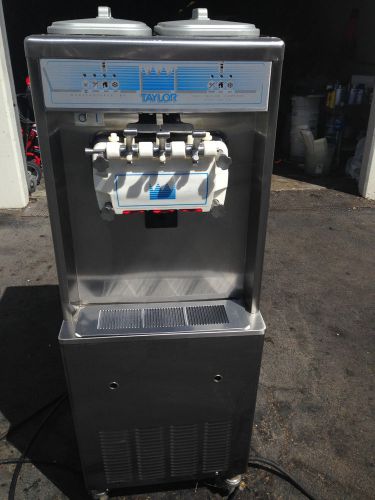 2000 Taylor 794 Soft Serve Frozen Yogurt Ice Cream Machine Three Phase Water