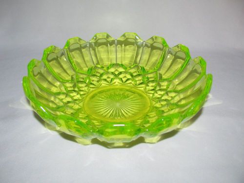 Vintage VASELINE Glass Uranium Yellow Green Candy Dish BOWL