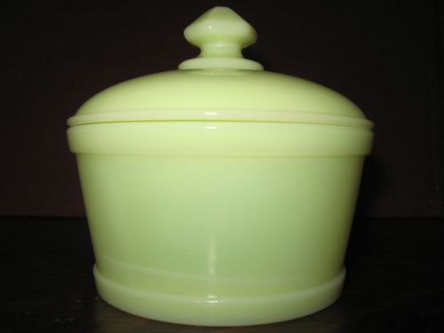 vaseline yellow milk Glass serving domed butter dish / tub uranium covered candy