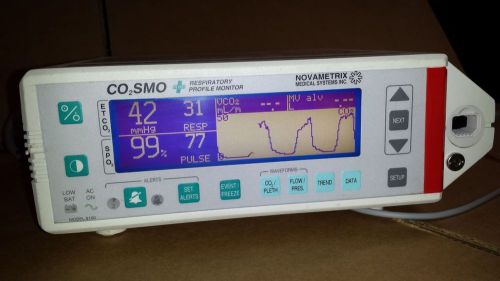 Novametrix CO2SMO 8100 Patient Monitor W/Accessories includes Co2 and Spo2