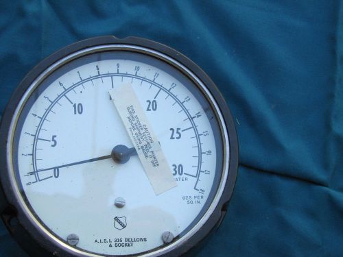 ASHCROFT BELLOWS GAUGE 0-30 OZS Per SQ IN.