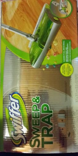 NEW Swiffer Sweep &amp; Trap In The Box Starter Kit. Trousse kit, 1 sweep trap,