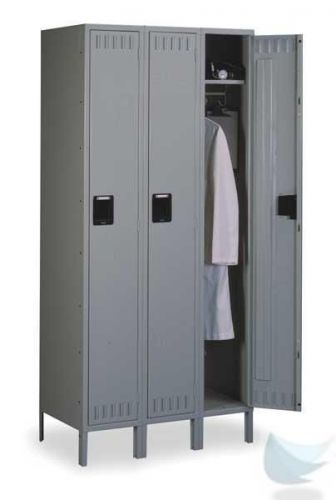 Tennsco Triple Wardrobe Locker Model STK 121872-3 Gray 36&#034;Wx18&#034;Dx78&#034;H