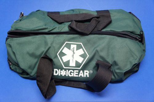 Diligear Oxygen Bag Green Clamshell Zipper 22 in x 10 in x 10 in