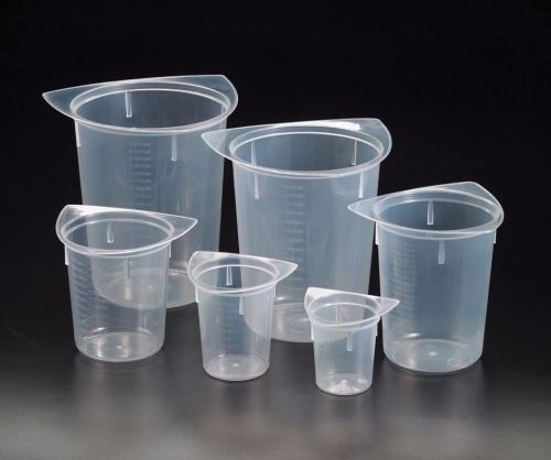 Set of 6 50,100,250,400,800 &amp; 1000ml Tri-corner Plastic Graduated Beakers