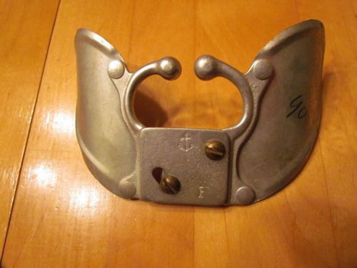 Metal Calf Weaner - Nose Ring Stops Suckling. Cow, Pigs,