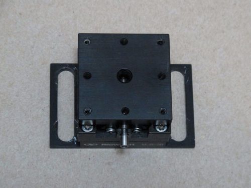 *CLEAN* NEWPORT M-DS40 METRIC LINEAR STAGE &amp; M-B-2B Adapter Plate, 40X40X18MM