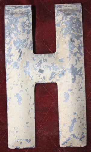 VINTAGE! SHABBY CHIC Chipped Paint Metal Marquee 8&#034; Sign Letters &#034;H&#034;