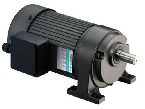 Sesame G12H-100U-75 PRECISION GEAR MOTOR 100W/3PH/230V/460V/4P/Ratio 1:75