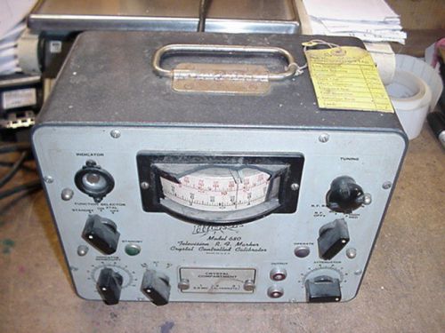 Vintage hickok model 680 television calibrator for parts/repair. powers up! &gt;f4 for sale