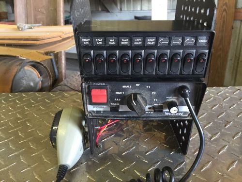 200 watt programmable whelen siren amp and 2 100 watt whelen speakers for sale
