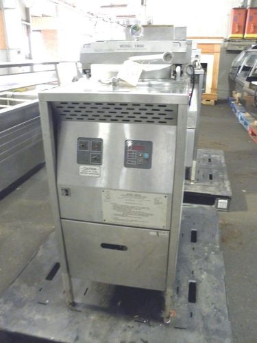Broaster 1800gh 42 lb lp propane gas chicken ribs fried food pressure freyer for sale