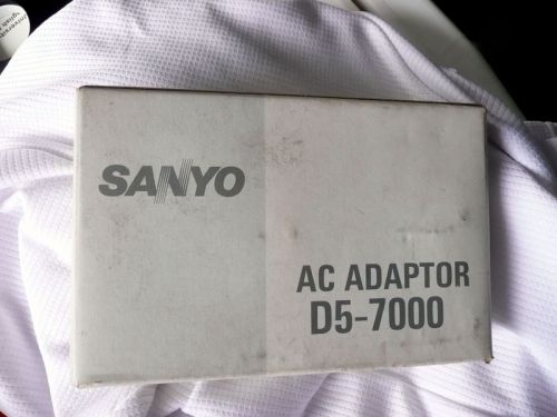 SANYO D5-7000 AC ADAPTER Power Supply for Sanyo&#039;s