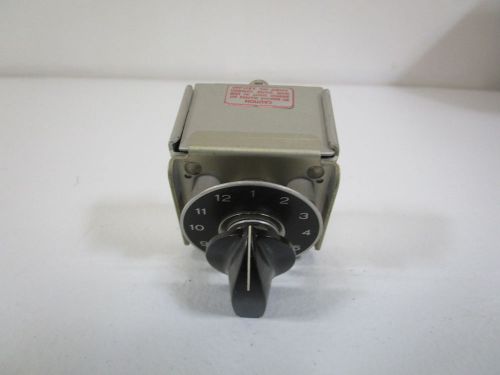 SWITCHCRAFT SWITCH SWITCHCRAFT  RS21-2-12 *USED*