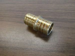 Lot of 100 - Pex Brass Coupler, 1&#034; x 1&#034; - XLC55