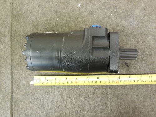 NEW EATON CHAR-LYNN HYDRAULIC MOTOR # 158-1063-001