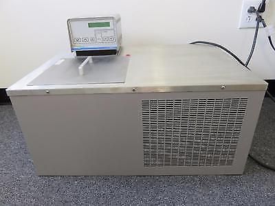 VWR / PolyScience 1186 Digital Refrigerated / Heating Circulating Bath- 28 Liter