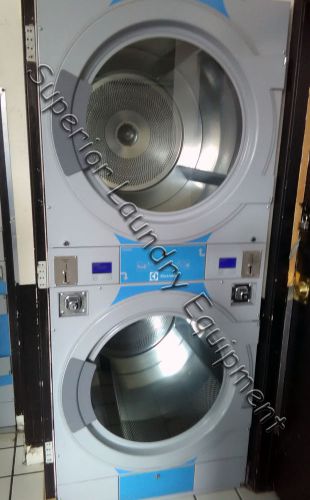 Electrolux T4300S 30Lb Stack Dryer, Compass Pro, Coin, 120V, Gas, Reconditioned