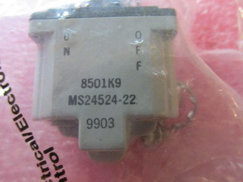 3 PCS CUTLER HAMMER MS24524-22  SWITCHES