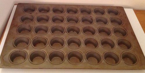 Ekco Glaco Commercial 35 Cavity Muffin Baking Pan 26 X 18, 2.75&#034; Cupcakes