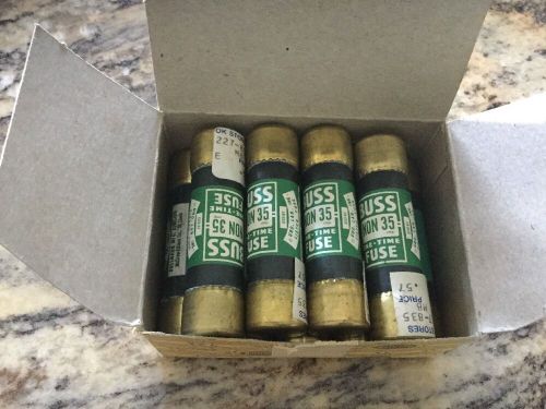 **BOX OF 9**  NEW OLD STOCK 250 Volt Single Use Fuses Buss NON 35 Free Shipping!
