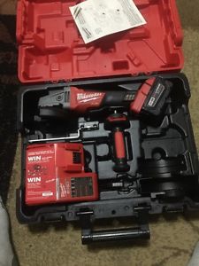 Milwaukee 2780-21 M18 FUEL 4-1/2 in. / 5 in. Grinder Paddle No-Lock, 1 Battery