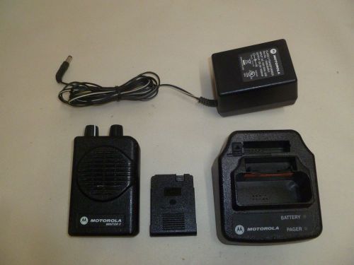 Working Motorola Minitor V 33-36.9 MHz Low Band Fire EMS Pager with Charger e
