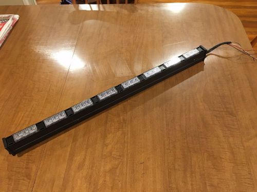 Whelen Dominator 8 LED Lightbar