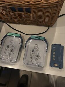 Philips HeartStart AED REF M5070A AND (2) M507IA Pull Down Pad Dispensers